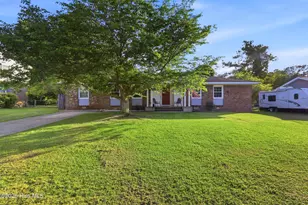 607 Oakwood Ave, Jacksonville, NC 28546 - Photo 1