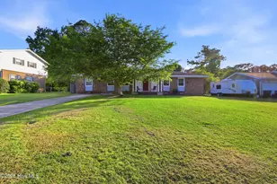 607 Oakwood Ave, Jacksonville, NC 28546 - Photo 2