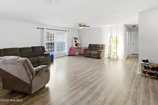 607 Oakwood Ave, Jacksonville, NC 28546 - Photo 10