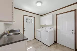 215 Bayshore Dr, Elizabeth City, NC 27909 - Photo 34