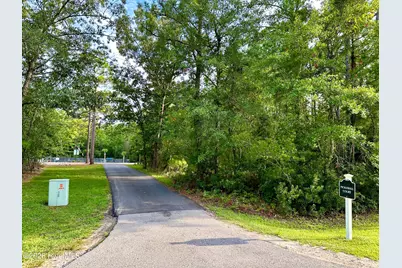 808 Black Swan Road, New Bern, NC 28560 - Photo 16