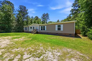 214 Ola Belle Rd, Burgaw, NC 28425 - Photo 2