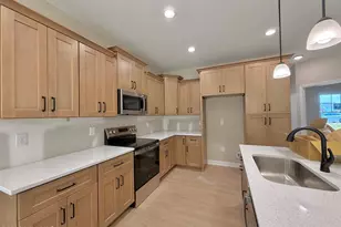 3704 Huntcliff Dr, La Grange, NC 28551 - Photo 8