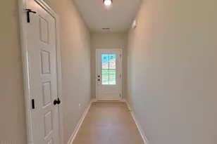 3704 Huntcliff Dr, La Grange, NC 28551 - Photo 2