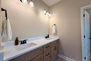 3704 Huntcliff Dr, La Grange, NC 28551 - Photo 18