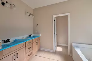 3704 Huntcliff Dr, La Grange, NC 28551 - Photo 16