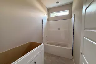 3704 Huntcliff Dr, La Grange, NC 28551 - Photo 6