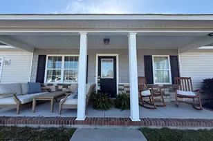 613 Parsley Dr, Hubert, NC 28539 - Photo 2