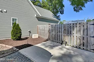 135 Darel St, Rocky Point, NC 28457 - Photo 48