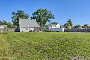 135 Darel St, Rocky Point, NC 28457 - Photo 46