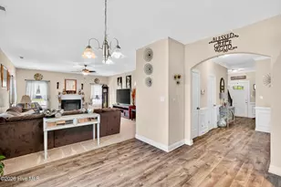 401 Worsley Wy, Jacksonville, NC 28546 - Photo 6