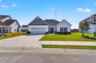 1004 Grouper Run, New Bern, NC 28562 - Photo 2