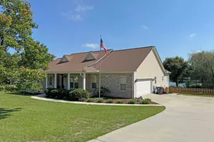 130 Presnell Ct, Carthage, NC 28327 - Photo 2