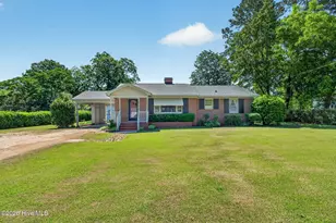 403 S Pearl St, Princeton, NC 27569 - Photo 2