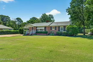 403 S Pearl St, Princeton, NC 27569 - Photo 2