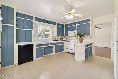 403 S Pearl Street, Princeton, NC 27569 - Photo 10