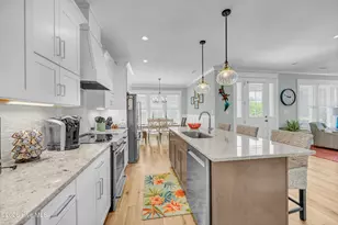 1605 Spot Ln, Carolina Beach, NC 28428 - Photo 6