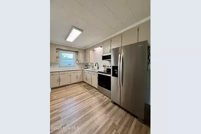 215 N Edgewood Avenue, Williamston, NC 27892 - Photo 30