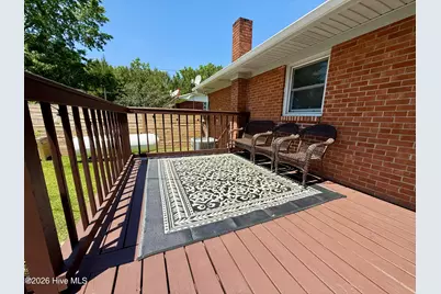 215 N Edgewood Avenue, Williamston, NC 27892 - Photo 14