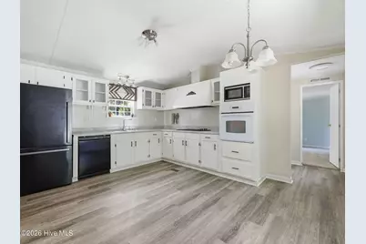 106 McClendon Court, Richlands, NC 28574 - Photo 8