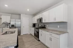 1697 W Coronado Ave SE, Bolivia, NC 28422 - Photo 16