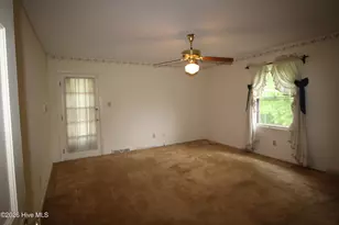 206 Shore Dr, Havelock, NC 28532 - Photo 16