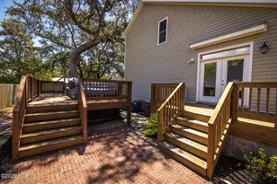116 NW 8th St, Oak Island, NC 28465 - Photo 4