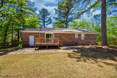 200 Sandhills Circle, Pinehurst, NC 28374 - Photo 12
