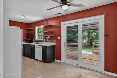 125 Sweetwater Drive, Jacksonville, NC 28540 - Photo 10