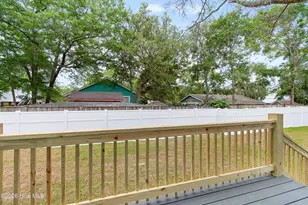106 NW 23rd St, Oak Island, NC 28465 - Photo 28