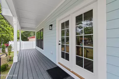 106 NW 23rd Street, Oak Island, NC 28465 - Photo 4