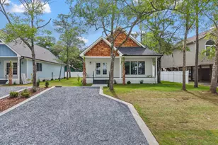 104 NW 23rd St, Oak Island, NC 28465 - Photo 2