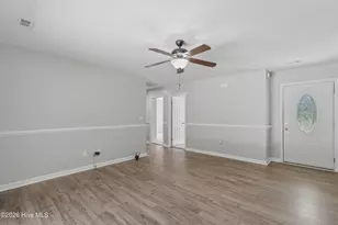 102 Ashbury Park Ln, Richlands, NC 28574 - Photo 4