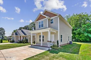 706 S Pollock St, Selma, NC 27576 - Photo 28