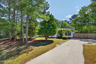 315 Tangle Oaks Ct SE, Leland, NC 28451 - Photo 2