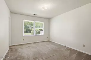 703 Oxford Dr, Morehead City, NC 28557 - Photo 12