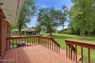 703 Oxford Dr, Morehead City, NC 28557 - Photo 16