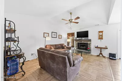 225 Spruce Court, Jacksonville, NC 28546 - Photo 8