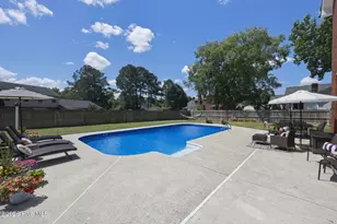 1604 Paramore Dr, Greenville, NC 27858 - Photo 6