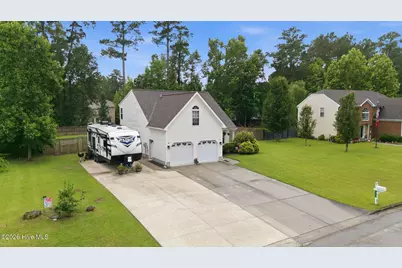 413 Lafitte Way, New Bern, NC 28560 - Photo 2