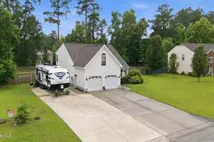 413 Lafitte Way, New Bern, NC 28560 - Photo 2