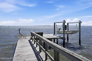 221 Rudolph Dr, Beaufort, NC 28516 - Photo 6