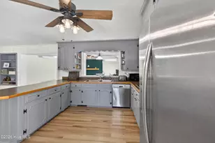437 E Wards Bridge Rd, Kenansville, NC 28349 - Photo 24