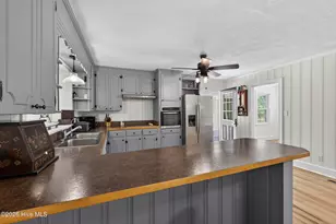 437 E Wards Bridge Rd, Kenansville, NC 28349 - Photo 16