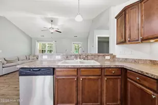 305 De Anza Ct, Maysville, NC 28555 - Photo 32