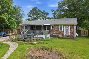246 Ernest Gurganus Rd, Jacksonville, NC 28540 - Photo 2