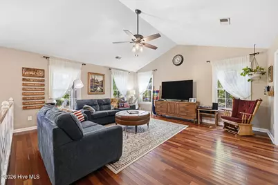 103 Courtland Drive, Jacksonville, NC 28546 - Photo 10