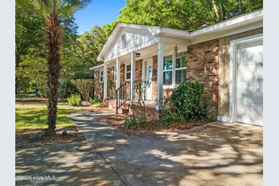 1646 Waterway Drive SW, Ocean Isle Beach, NC 28469 - Photo 4