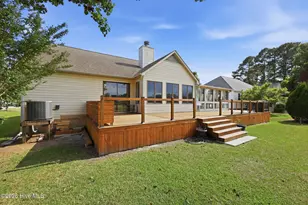 833 Pelican Dr, New Bern, NC 28560 - Photo 32