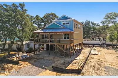 110 NE 41st Street, Oak Island, NC 28465 - Photo 8